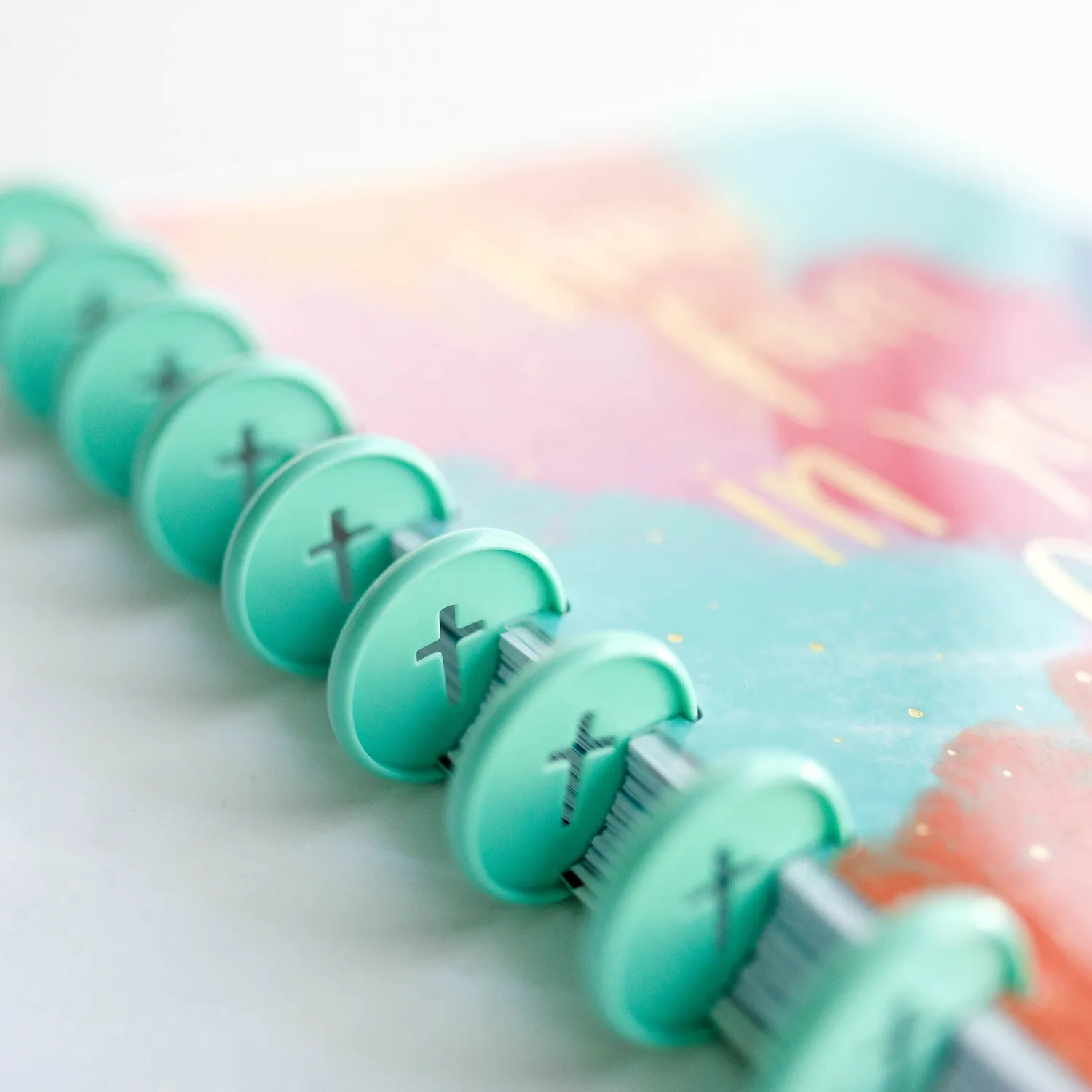 Happy Planner Cross Cutout disques teal medium 11 pièces
