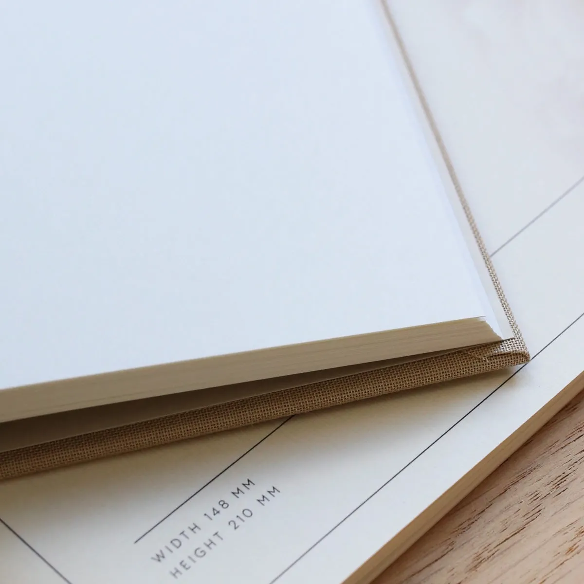 Kartotek Notes carnet rigide sable 13,5x18,5 cm pages blanches