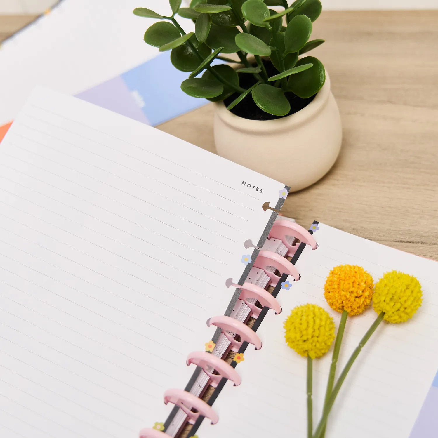 Happy Planner Bright Energy recharge pointillée Classic 40 feuilles
