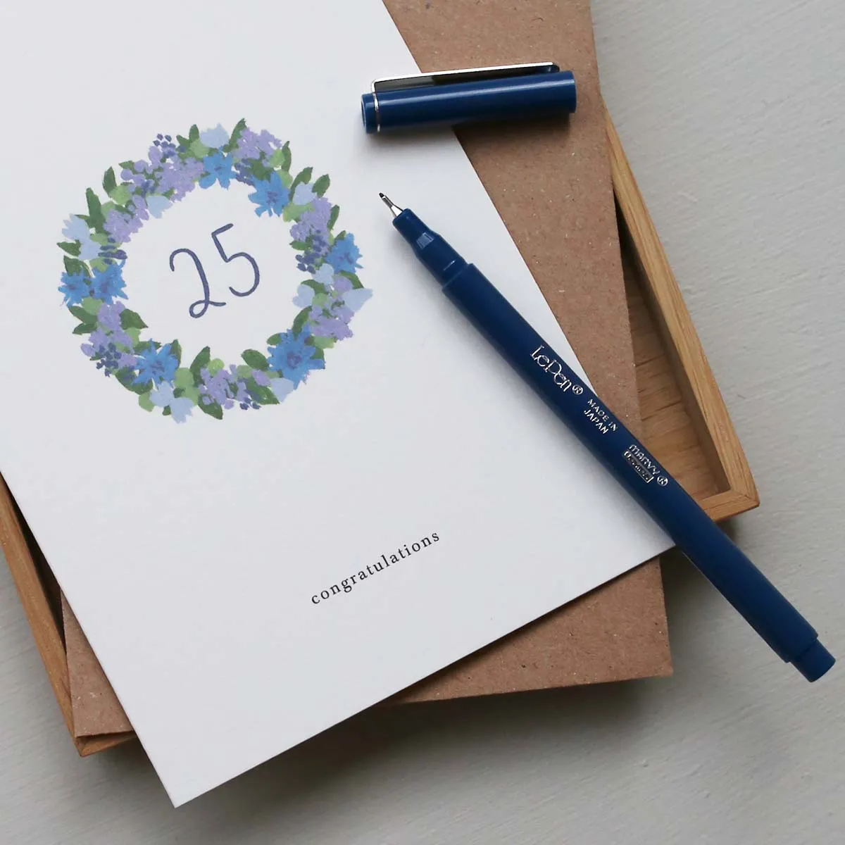 Kartotek Anniversary Wreath 25 carte noces d’argent