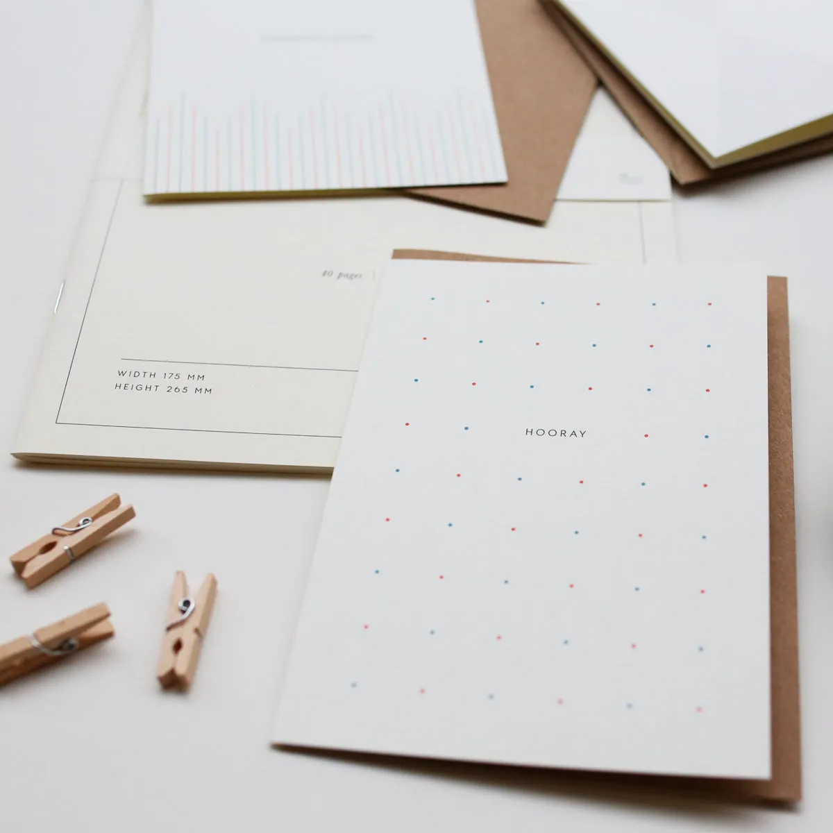Kartotek Hooray Dots carte de vœux avec enveloppe