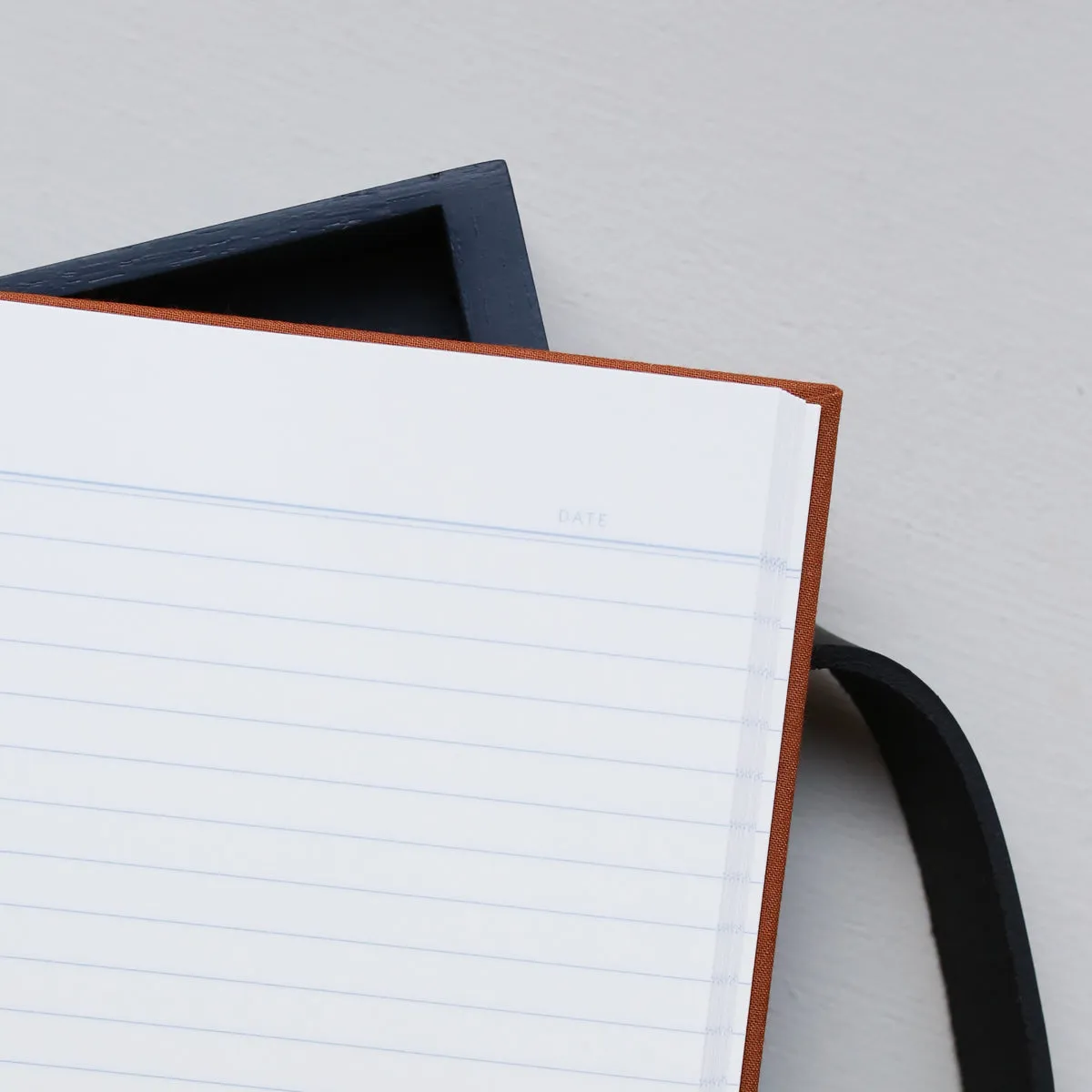Kartotek Hardcover Notebook A4 carnet ocre ligné