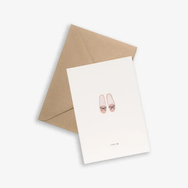 Kartotek Slippers carte réconfort cozy up avec enveloppe