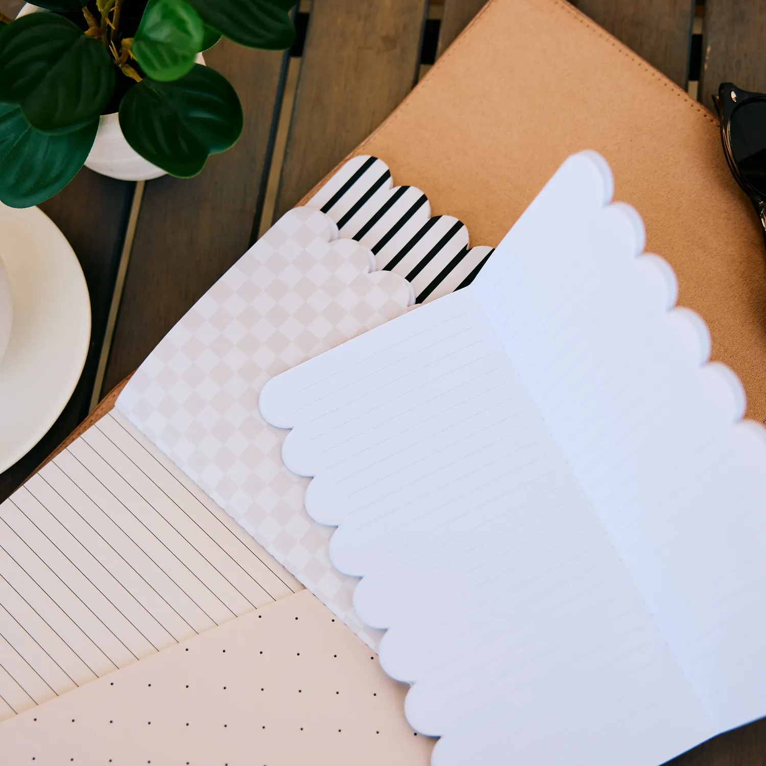 Me & my big ideas Happy Life Folio Modern Tones Scallop carnet A5 x3 pointillés