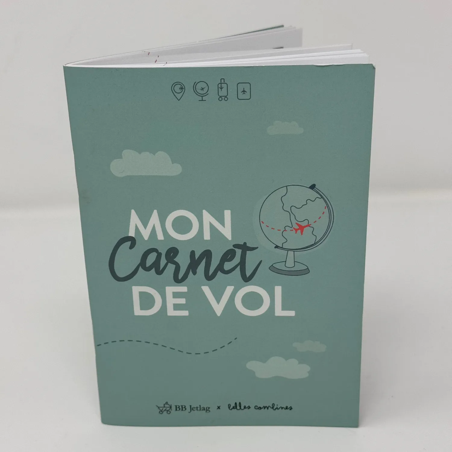 Les Belles Combines BB Jetlag carnet de vol enfant 32 pages